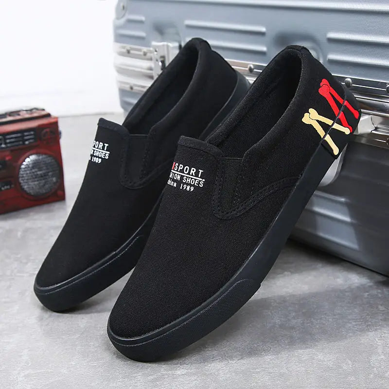 2023 New Canvas Shoes Men Summer Classic Loafers Men Casual Shoes Breathable Lazy Walking Flat Men Shoes Sneakers Plus Size 47