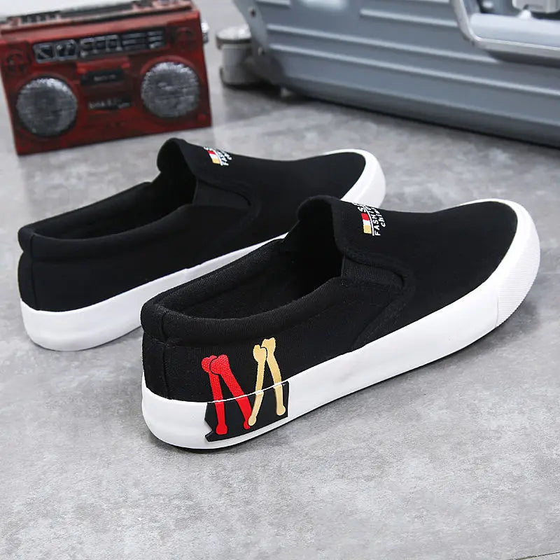 2023 New Canvas Shoes Men Summer Classic Loafers Men Casual Shoes Breathable Lazy Walking Flat Men Shoes Sneakers Plus Size 47