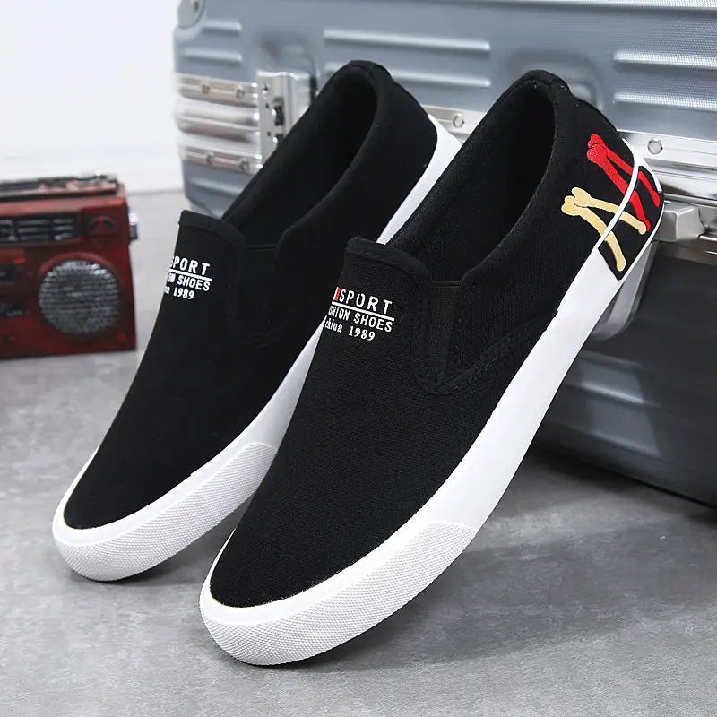 2023 New Canvas Shoes Men Summer Classic Loafers Men Casual Shoes Breathable Lazy Walking Flat Men Shoes Sneakers Plus Size 47